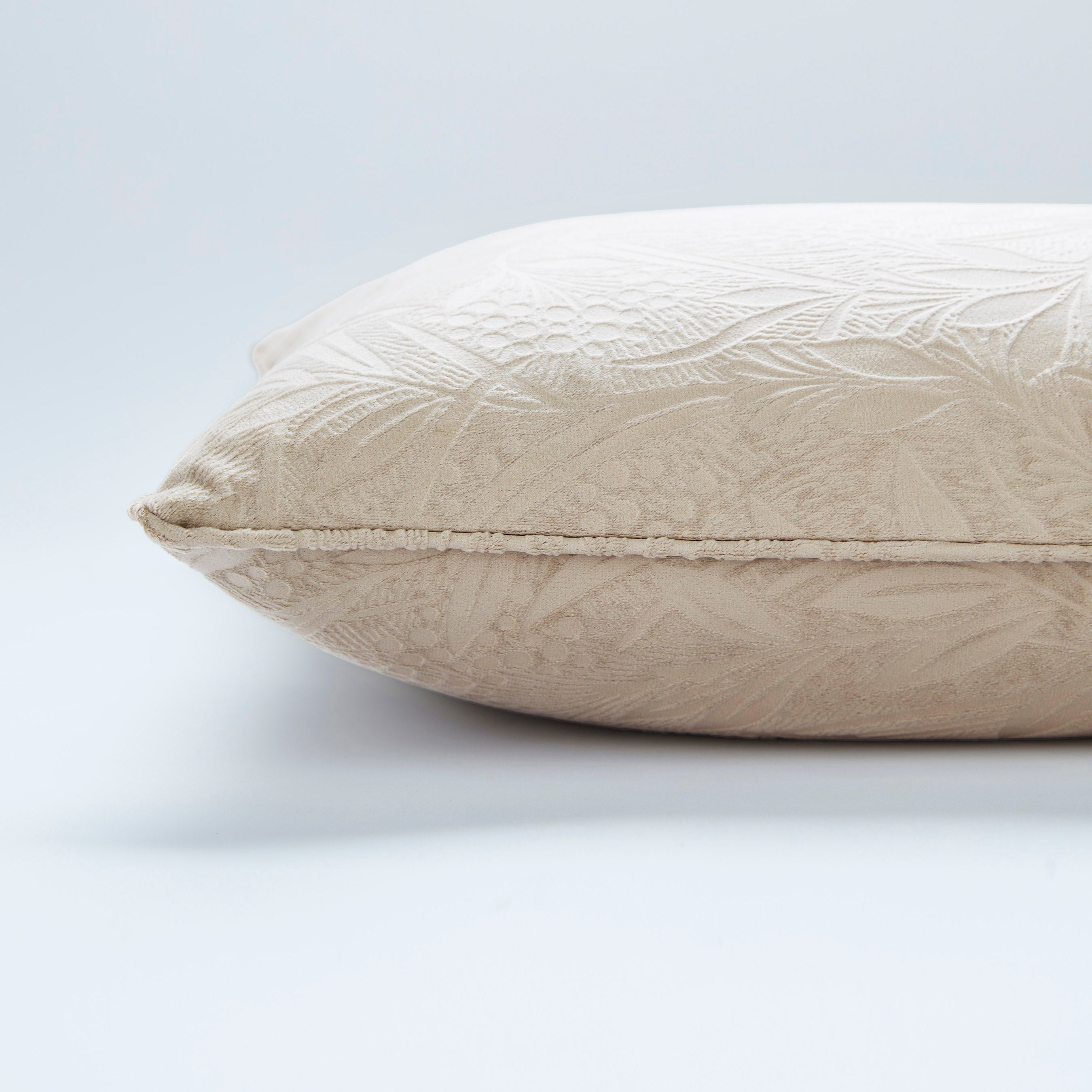 BarleyEmbossedNaturalCushionFaceandReverse50x50