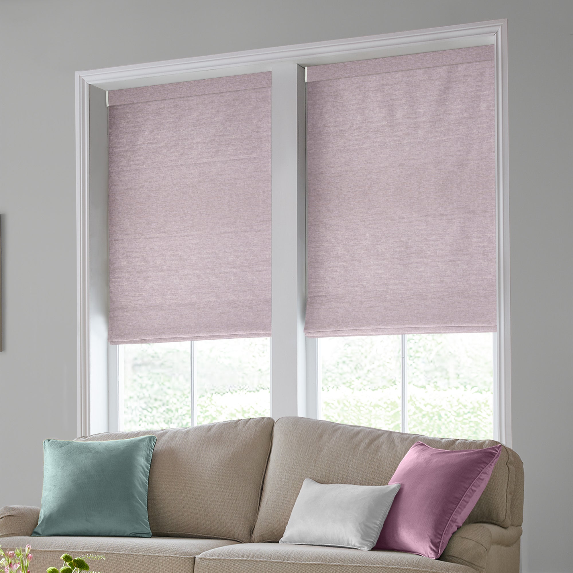 LAUF-0130_Whinfell-Mulberry_Roman-Life