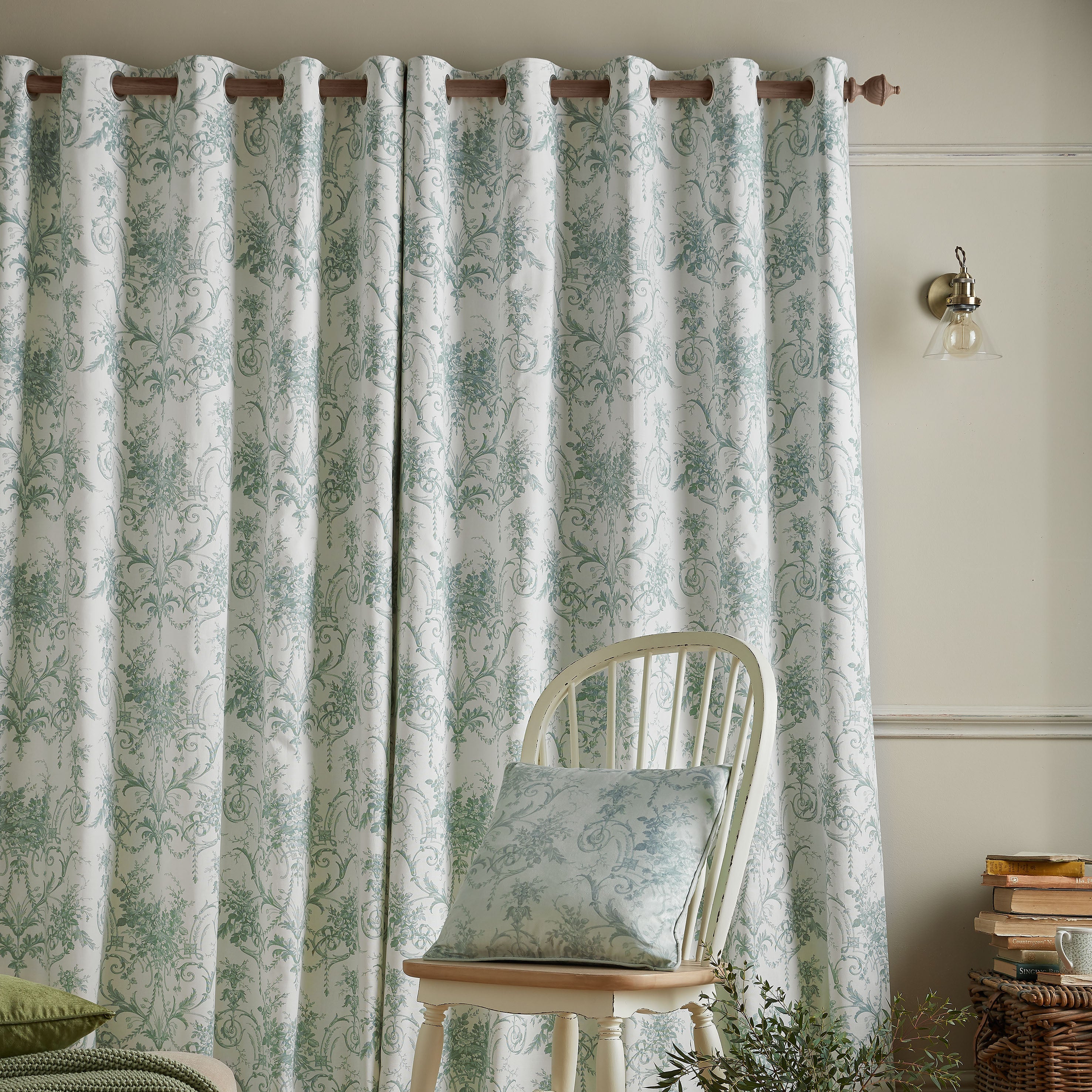 TuileriesDarkSageMainClosedFINALForEmail