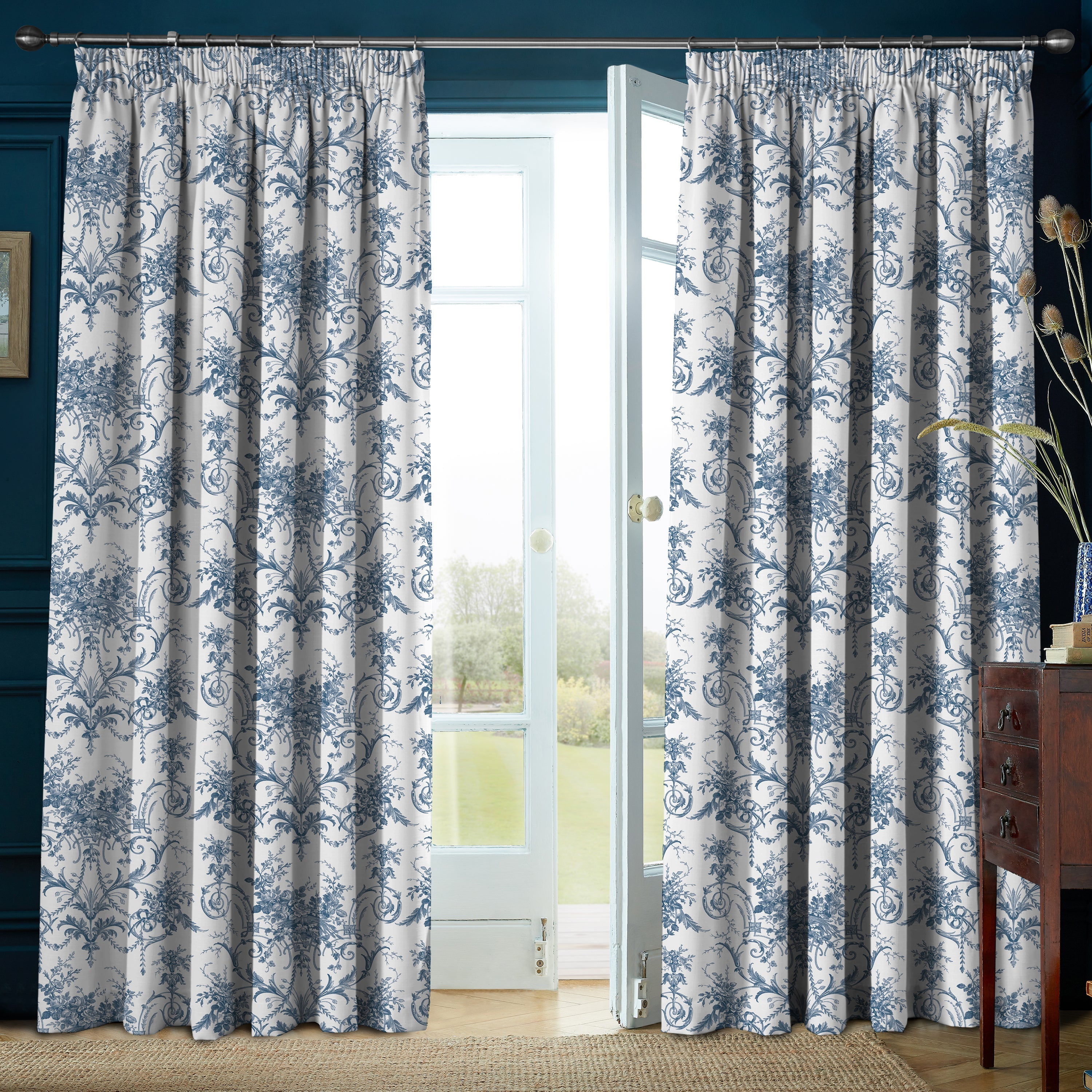 TuileriesMidnightRMCHeadertapeMainFINAL