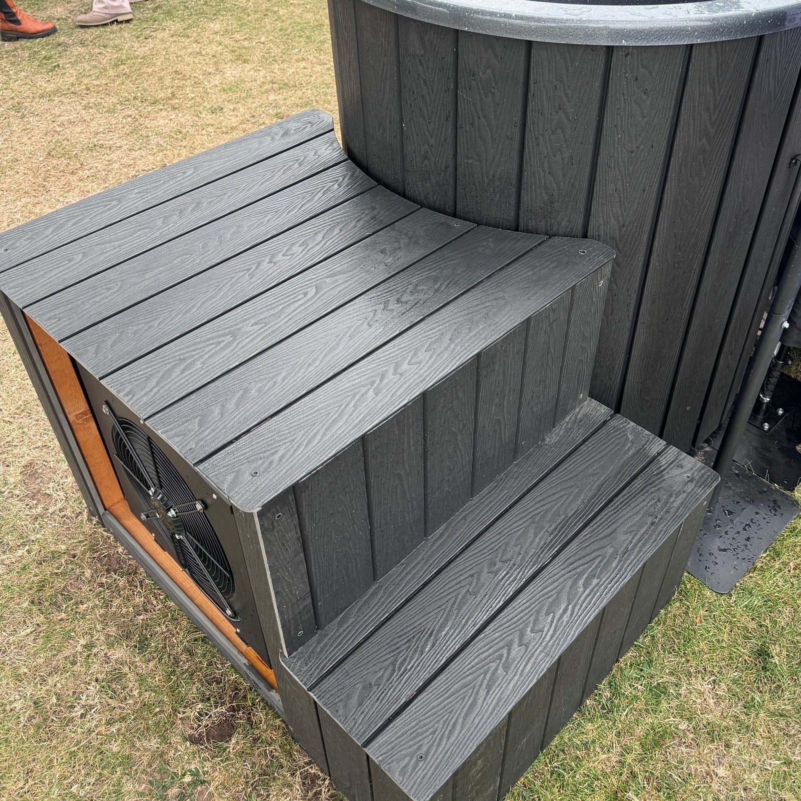 Double | Lay-Down Plunge Pool/ Ice Bath | Fibreglass Liner | Thermowood. - Image 9