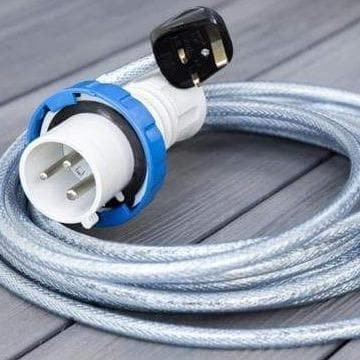 Stand-Alone, Solar Garden Office Pod, complete with desk and storage - Image 15