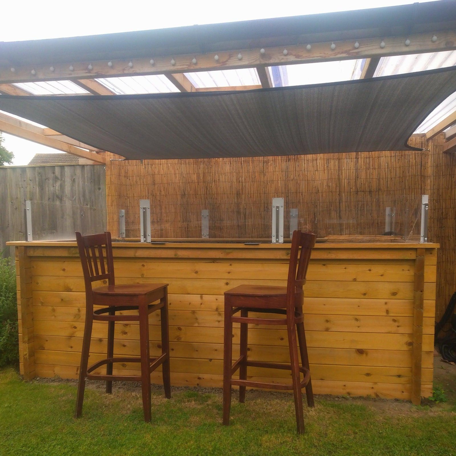 Extra Heavy Duty Wooden Koi LayzeePond® | 70mm thick logs | Various Sizes - Image 9